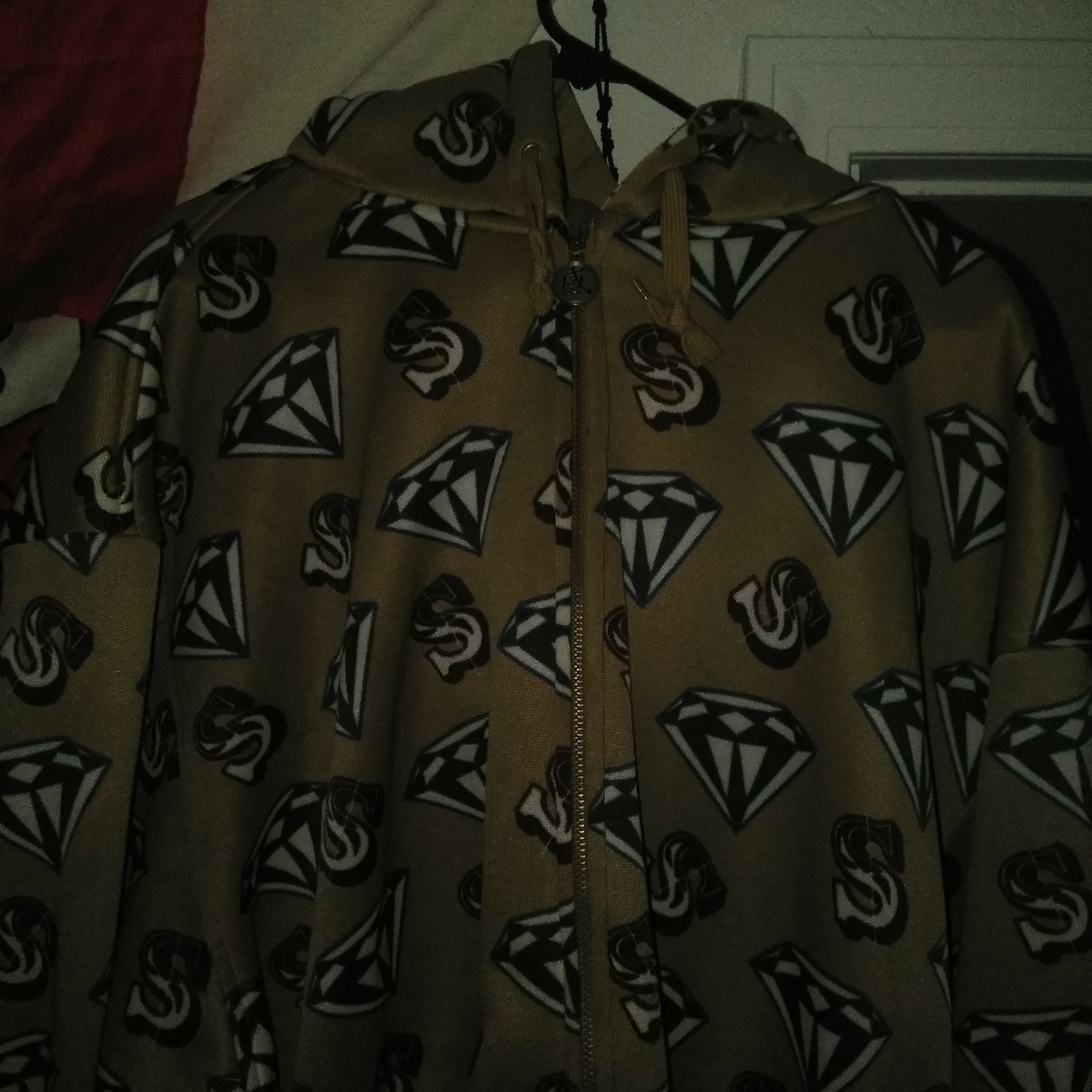 Designer Sweater - Picture 2 of 5